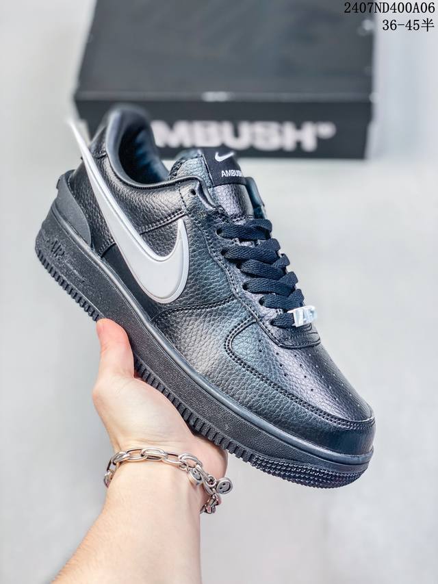 重磅联名来了，再度携手韩裔美籍设计师yoon Ahn主理时尚品牌ambush X Nike Air Force 1 Low Sp Phantom 空军一号宽底版