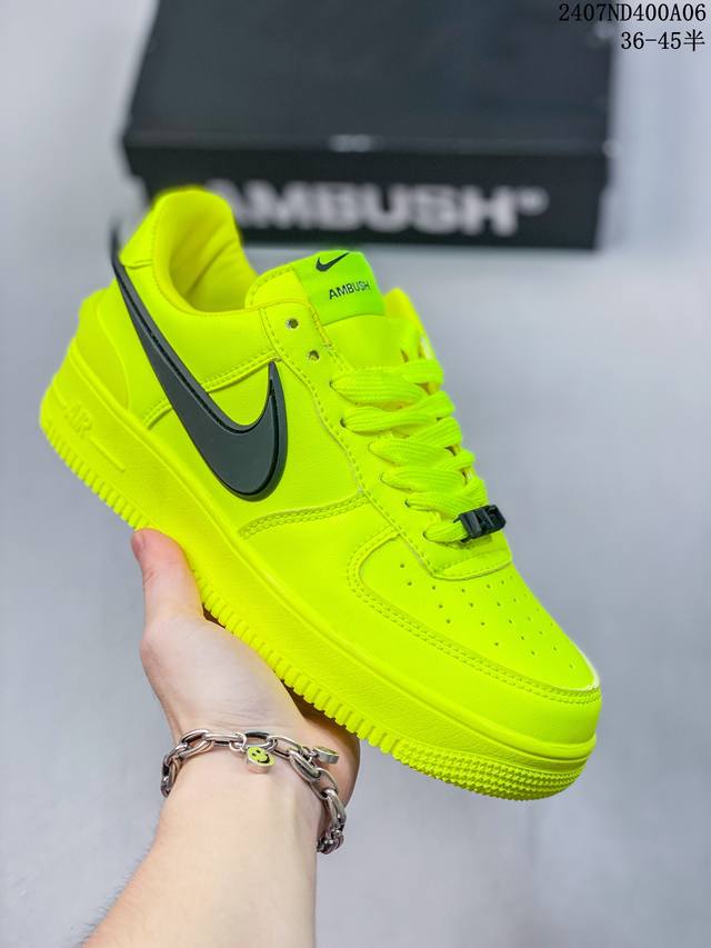 重磅联名来了，再度携手韩裔美籍设计师yoon Ahn主理时尚品牌ambush X Nike Air Force 1 Low Sp Phantom 空军一号宽底版