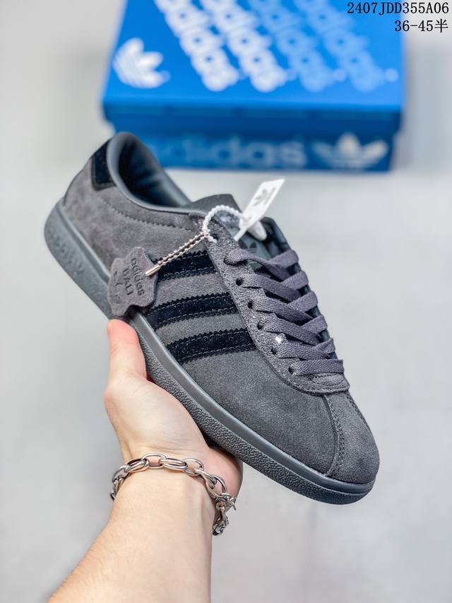 真标带半码 Adidas Originals Gazelle Indoor 阿迪达斯 低帮 绿黑 男女同款 T头鞋防滑耐磨轻便低邦板鞋 鞋身采用清新的绿色作为主