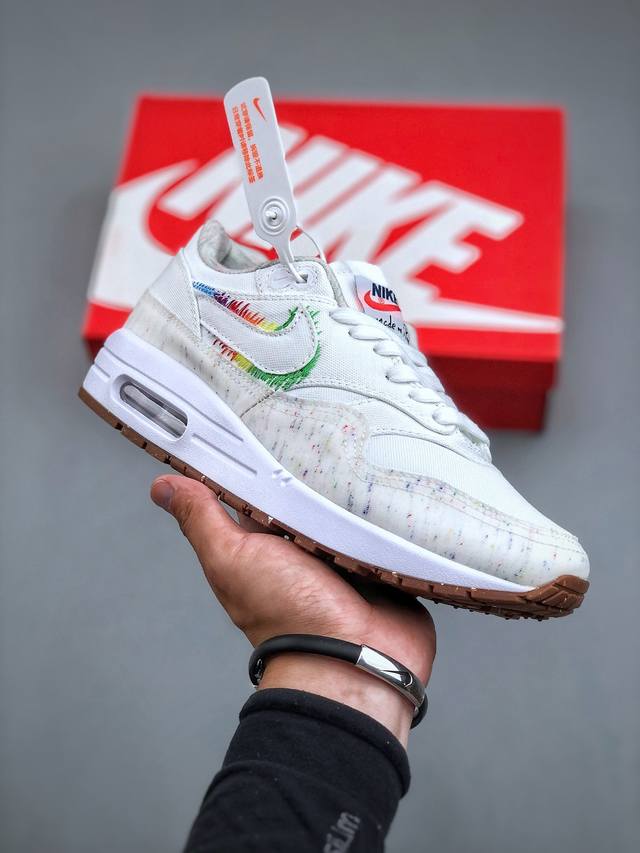 Nike Air Max 1 耐克半掌气垫复古跑步鞋 Ff2420-168 尺码：36-47 半