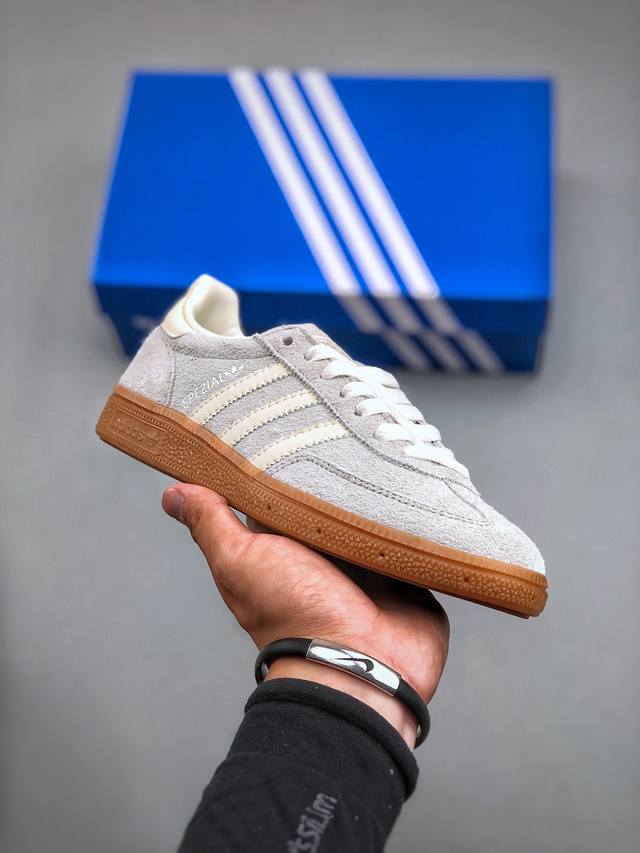 Adidas Handball Spezial 三叶草手球特别版圣帕特里克节联名款 全鞋采用yezzy500一样的皮料 进口长绒皮，特殊工艺技术 原盒包装 牛筋