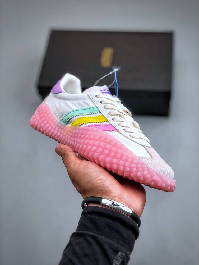 Adidas Kamanda 小yeezy 生胶刺头底 秀气大方的鞋型 气质修身。货号：Ee5668 尺码：36-40 半