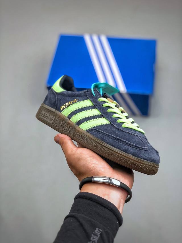 Adidas Originals Handball Spzl 手球运动员系列百搭休闲运动板鞋“翻毛黑薄荷蓝焦糖底”Ih7491 尺码：36-45 半