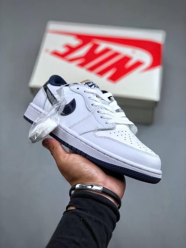 Nike Air Jordan 1 Low 85 Og Metallic Blue 低帮 金属蓝 Aj1 乔丹1代 白蓝 乔丹篮球鞋系列 鞋款整体白蓝配色方案，