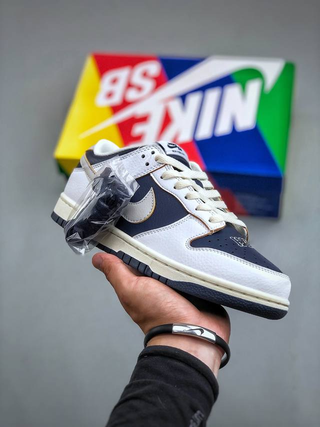 Nike Dunk Sb Dunk Low Nyc白蓝纽约 头层材料 独家版型蒸餾加工帶來的是更好的视觉和脚感体验清洁度 电绣工艺 皮料切割干净无任何毛边 细节