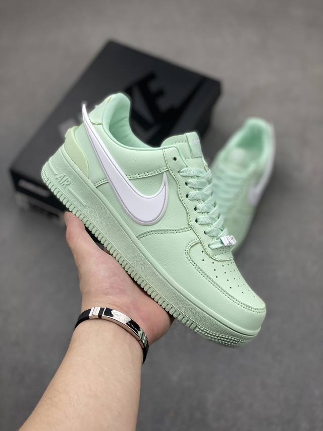 超级福利 核心特价 长期补货 韩裔美籍设计师yoon Ahn主理时尚品牌ambush X Nike Air Force 1 Low Sp Phantom 空军一