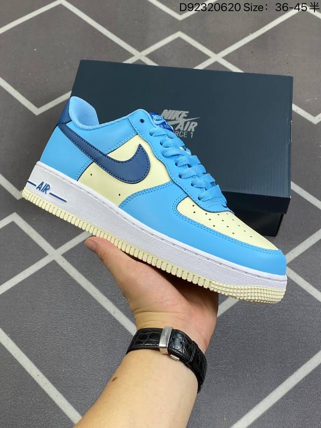 耐克nike Air Force 1 Low 空军一号低帮百搭休闲运动板鞋。柔软、弹性十足的缓震性能和出色的中底设计，横跨复古与现代的外型结合，造就出风靡全球三