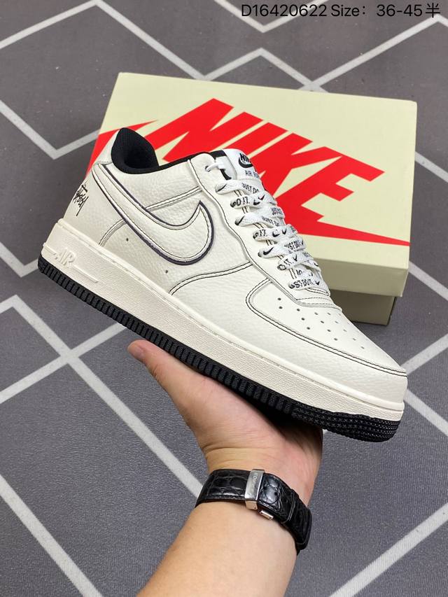 Nike Air Force 1 Low 07 原楦头原纸板 打造纯正低帮空军版型 专注外贸渠道 全掌内置蜂窝气垫 原盒配件 原厂中底钢印、拉帮完美 官方货号: