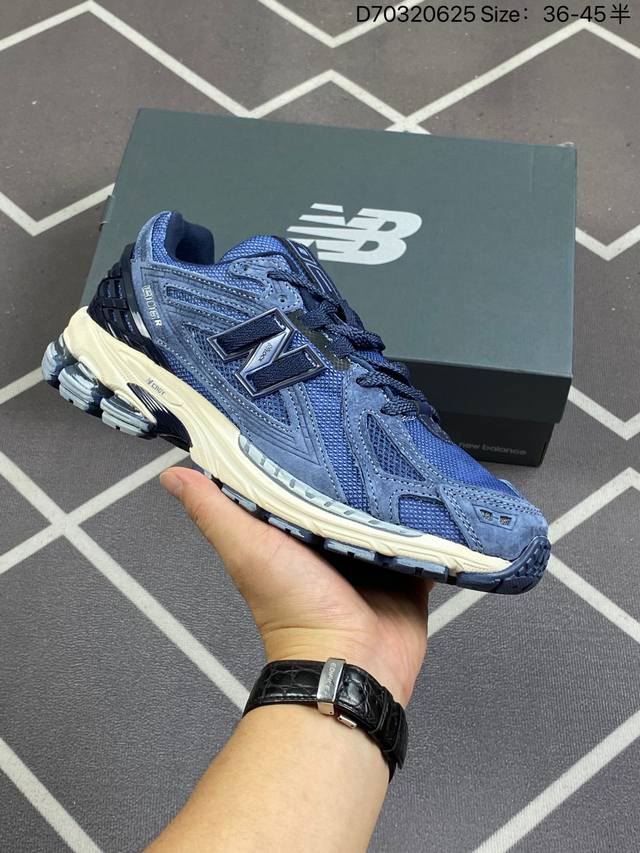 New Balance M 6系列 复古单品宝藏老爹鞋款 复古元素叠加 质感超级棒 楦版型材料细节做工精细 作为nb最经典的档案鞋型之一 与2002一样， 6有