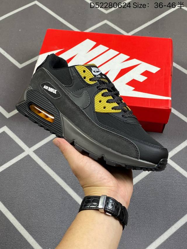 耐克nike Air Max 90 经典复古小气垫缓震跑鞋 鞋面由皮和革织物打造，犀利的条线打造出酷劲十的足视觉效果 网布鞋增面强透气性，穿着为极舒适 经可典视