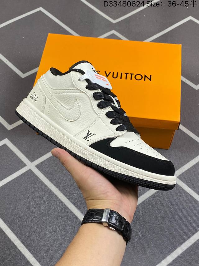 新品上市实拍supreme X Air Jordan 1 Low 白天使此款主张打破传统的工业化流水线设计限制，以made By Ideas的超级创意为理念，集