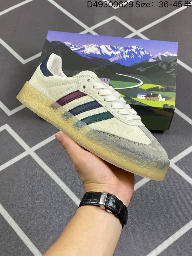 阿迪达斯 三叶草adidas Originals Samba Og 桑巴舞系列绅士德训足球风百搭低帮休闲运动板鞋 材质上，Adidas Originals 选用