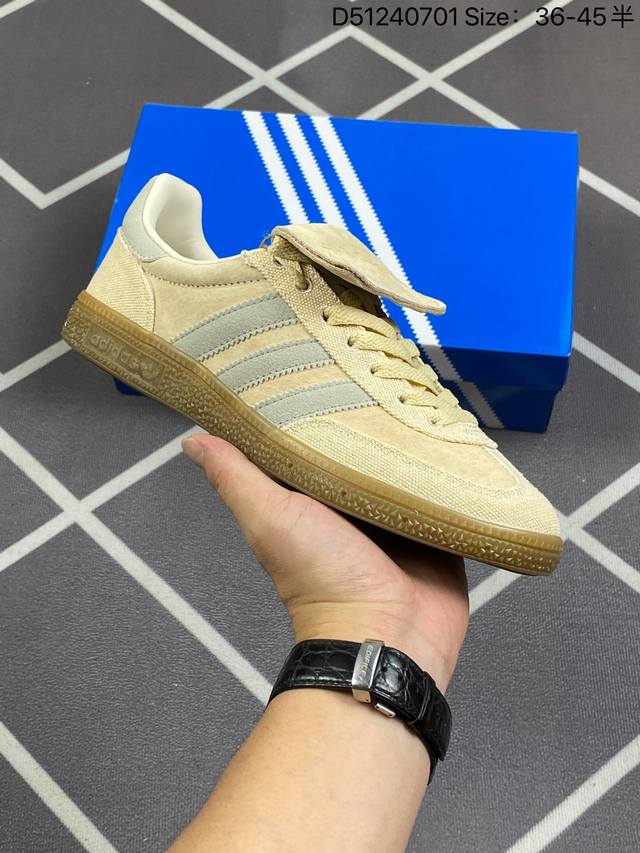 公司级adidas Handball Spezial 官方正确版本 阿迪达斯经典款 复古休闲板鞋 全鞋采用反毛皮制作 牛筋耐磨大底 承载青春情怀的板鞋 经典三条