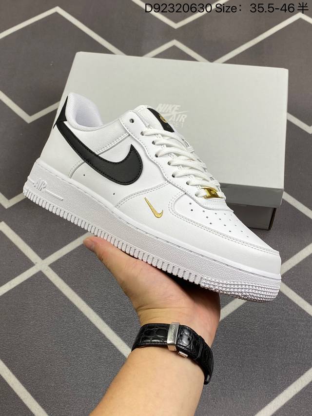 耐克nike Air Force 1 Low 空军一号低帮百搭休闲运动板鞋。柔软、弹性十足的缓震性能和出色的中底设计，横跨复古与现代的外型结合，造就出风靡全球三