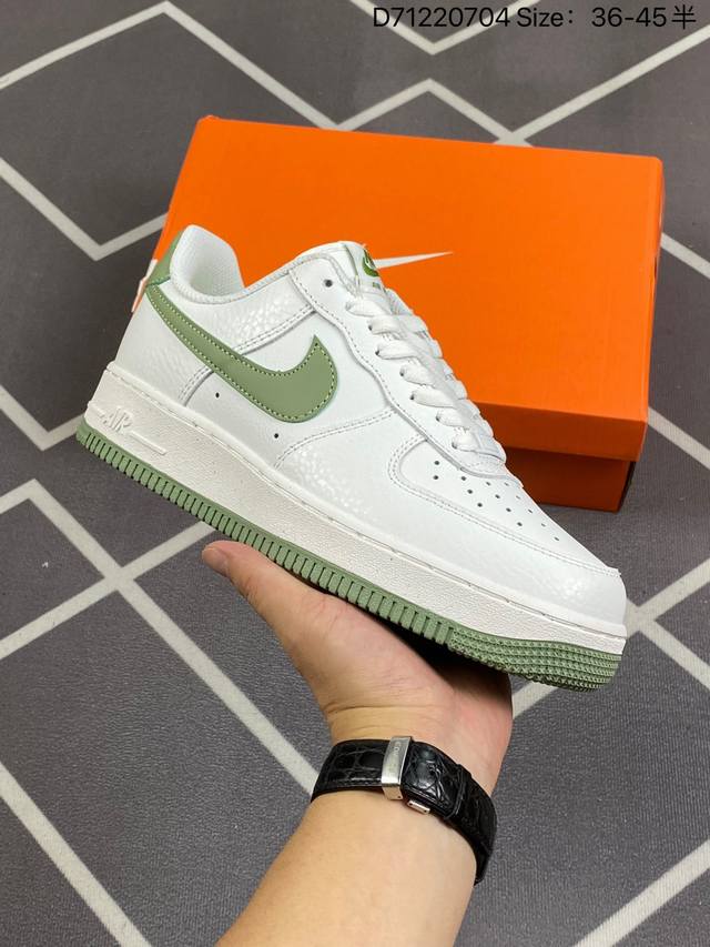 Nike Air Force 1 Low 07 原楦头原纸板 打造纯正低帮空军版型 专注外贸渠道 全掌内置蜂窝气垫 原盒配件 原厂中底钢印、拉帮完美 货号: D