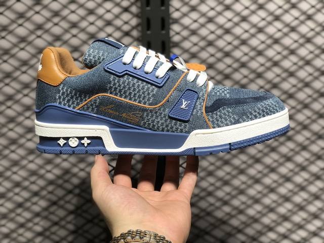 全新lv路易威登louis Vuitton Trainer Sneaker Low休闲运动文化百搭篮球板鞋 2024春夏时装秀揭秘 Lv Trainer 运动鞋