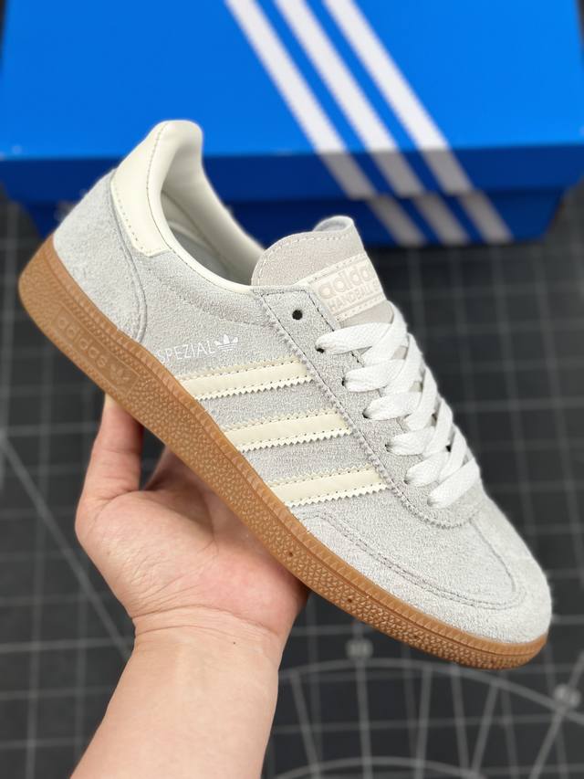 Adidas Handball Spezial 三叶草手球特别版圣帕特里克节联名款 全鞋采用yezzy500一样的皮料 进口长绒皮，特殊工艺技术 原盒包装 牛筋