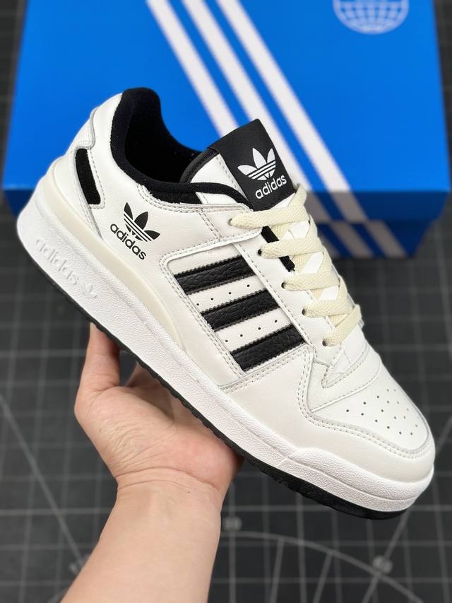 Adidas 阿迪达斯 Forum 84 Low Cl Shoes罗马系列 饰有摩登细节的forum 经典板鞋运动鞋休闲篮球运动鞋 当adidas Forum篮