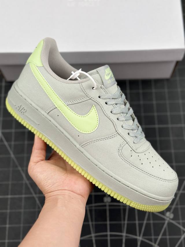 公司级 Nike Air Force 1 '07 荧光绿 空军一号低帮休闲板鞋 3M反光 夜光大底 进口牛筋布 原楦头原纸板 纯正空军版型 全掌内置全掌气垫 原