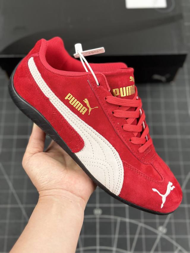 彪马 Puma Speedcat Og+ Sparco 红金标 防滑耐磨 休闲运动鞋 支持侧踏时的踏步工作 即使在健身房等使用环境中也能确保透气性 像吸盘一样的