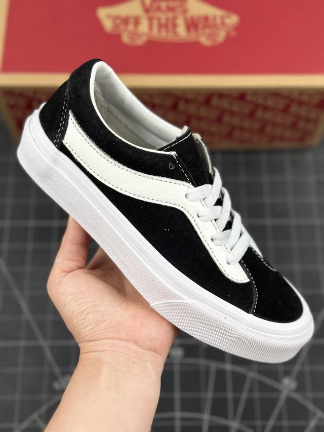 重磅回归 范斯vans Bold Ni经典复古黑白低帮男女情侣款休闲帆布板鞋 货号：Vn0A3Wlpos7 T1S3 尺码：35 36 36.5 37 38 3