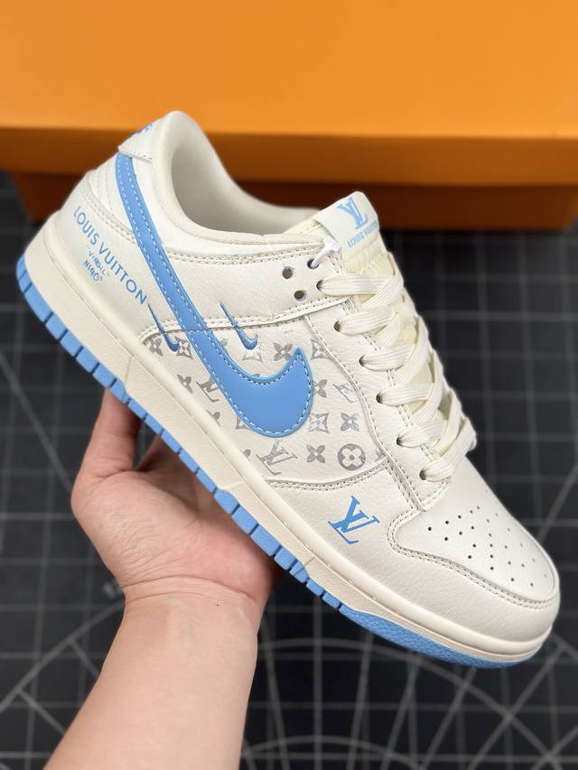 Nk Sb Dunk Low Lv联名-米蓝双勾印花 周年高端定制 低帮休闲板鞋 #定制鞋盒 大厂纯原品质出货 超高清洁度 皮料切割干净无任何毛边 细节完美 货