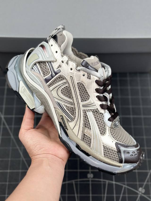 I8版 公司级 Balenciaga Runner Sneaker”Grey Black Blue Red“慢跑系列低帮复古野跑潮流姥爹风百搭休闲运动慢跑鞋 原