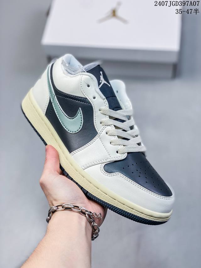 公司级头层！耐克nike Air Jordan 1 Low Aj1 乔1 低帮潮流运动休闲板鞋。Aj1 低帮拼接 完美版型真头层牛皮# 内置缓震气垫 原鞋开模