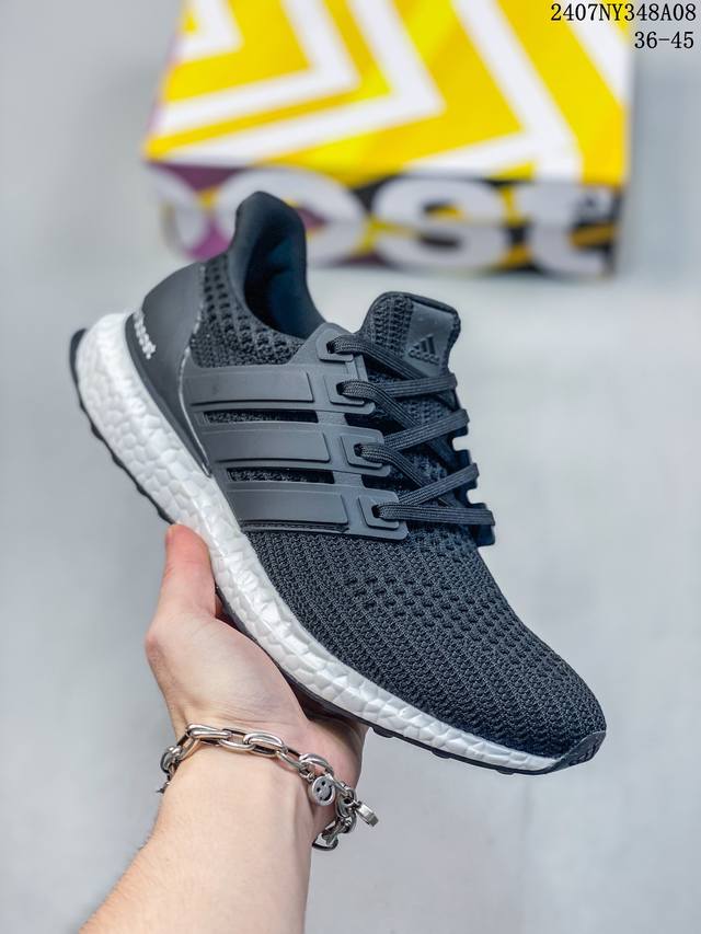 Adidas 阿迪达斯 男女鞋真标真爆材质，升级原楦原纸版开发版型，采用primeknit飞织鞋面材质，Torsion Spring抗扭转系统，中底搭载boos