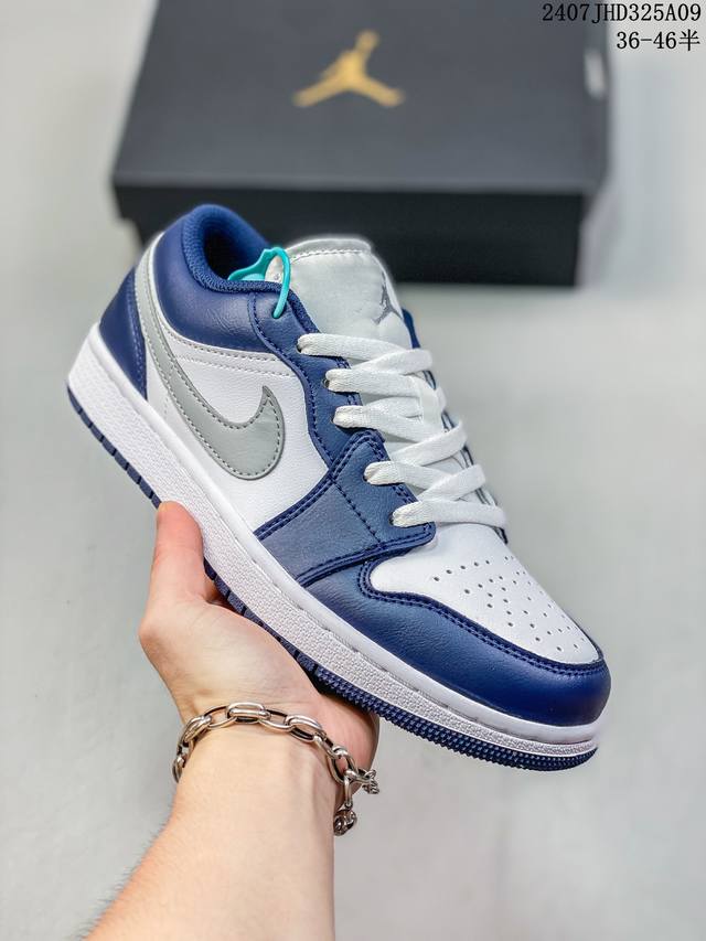 头层皮带半码 耐克nike Air Jordan 1 Mid“ Aj1 乔1代 乔丹一代低帮经典复古文化休闲运动篮球鞋采用荔枝纹头层皮与牛剖革鞋面材质#中底注胶