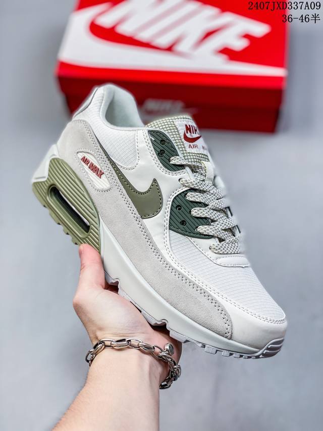 真标耐克nike Air Max 90 经典复古小气垫缓震跑鞋 鞋面由皮和革织物打造，犀利的条线打造出酷劲十的足视觉效果 网布鞋增面强透气性，穿着为极舒适 经可