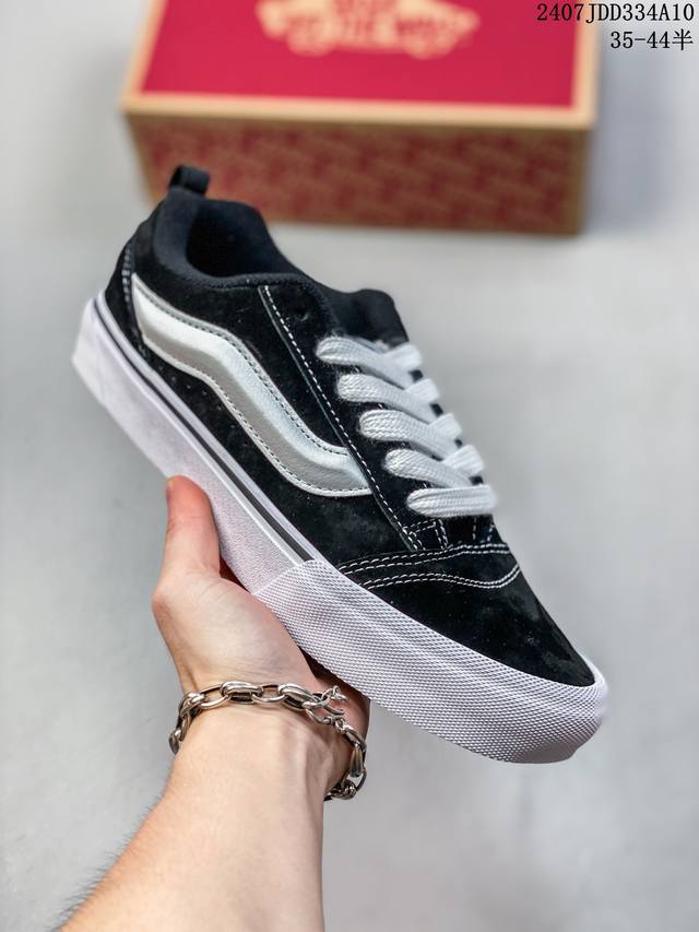 官方正确版本 鞋垫可取出 Vans Sk8-Low Pro 黑白经典 侧边棋盘logo标 专业滑板鞋 鞋垫升级采用可弹性材料 可拆换 脚感舒适区别普通鞋垫 Si