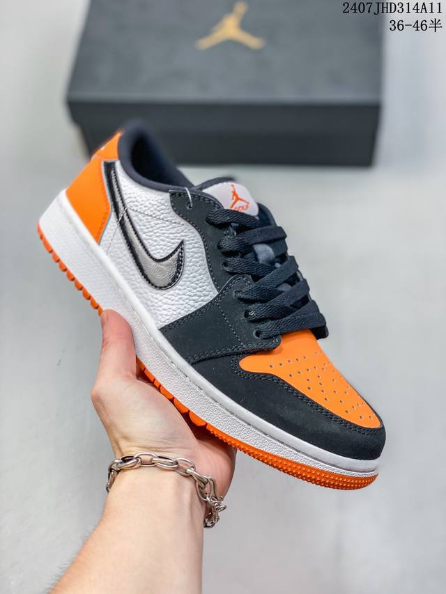 真标带半码！ 乔丹air Jordan 1 Low Aj1 Wh 乔1 低帮复古文化休闲运动篮球鞋。凭借出色的性能和吸睛的外观， Air Jordan直是风球场