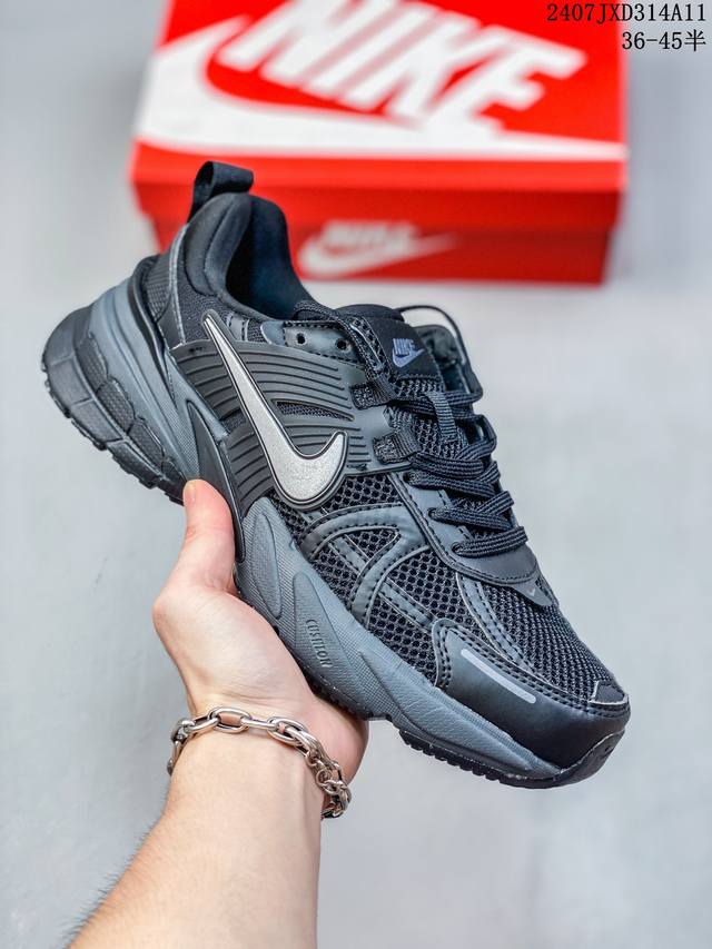 耐克nike Wmns V2K Runtekk Low 复古潮系列未来复古老爹风百搭休闲运动慢跑鞋 Fd0736 001 码数：36 36.5 37.5 38