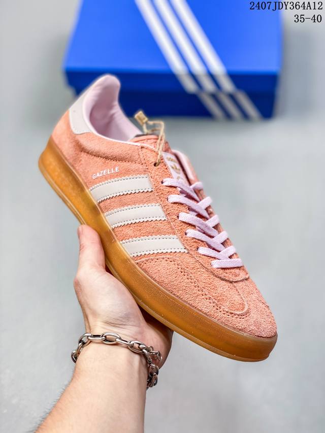 Adidas Handball Spezial 三叶草手球特别版圣帕特里克节联名款 全鞋采用yezzy500一样的皮料 进口长绒皮，特殊工艺技术 原盒包装 牛筋