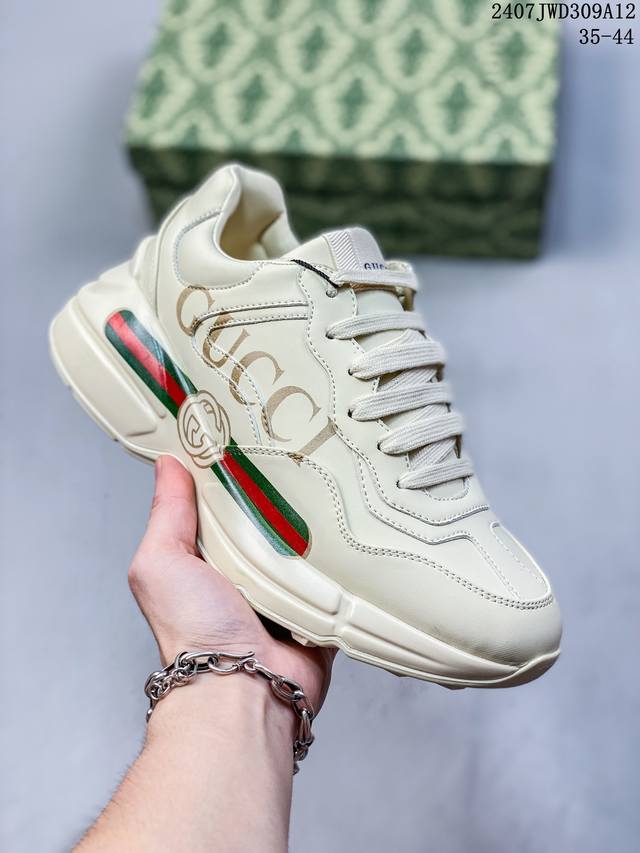 公司级gucci 古驰老爹鞋 米白猫 货号：326852A31G09064 Gucci Rhyton Vintage Trainer Sneaker 古驰老爹3