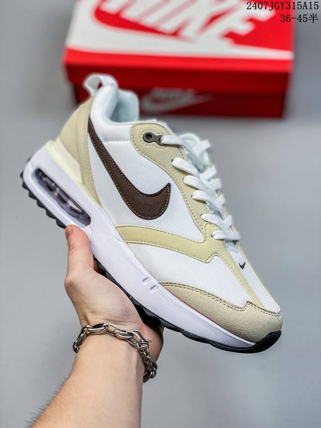 公司级耐克nk Air Max Dawn 黎明系列低帮气垫百搭休闲运动慢跑鞋 采用柔软翻毛皮和透气梭织材料打造利落鞋面 中底和鞋跟融入现代感线条设计 兼具复古风