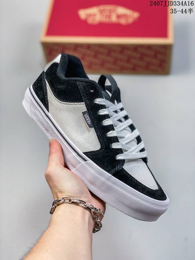 Vans Epoch Sport Style 37 高阶支线 Ｖ字头 全麂皮经典复古低帮滑板鞋 该支线继承了vault Og与安纳海姆复古的气质。鞋身以高档麂皮