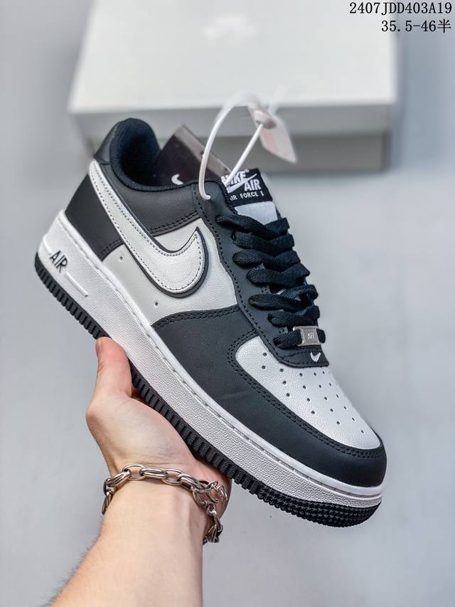 公司级带半码 耐克nike Air Force 1 Low 空军一号 Af1 低帮百搭厚底增高休闲运动板鞋。柔软、弹性十足的缓震性能和出色的中底设计，横跨复古与