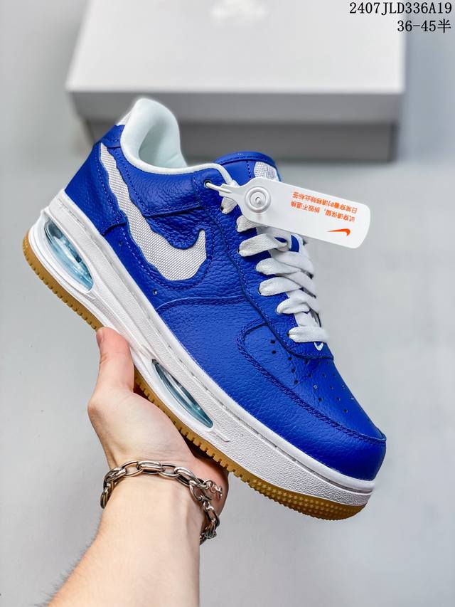 公司级带半码 耐克nike Air Force 1 Low 空军一号 Af1 低帮百搭厚底增高休闲运动板鞋。柔软、弹性十足的缓震性能和出色的中底设计，横跨复古与