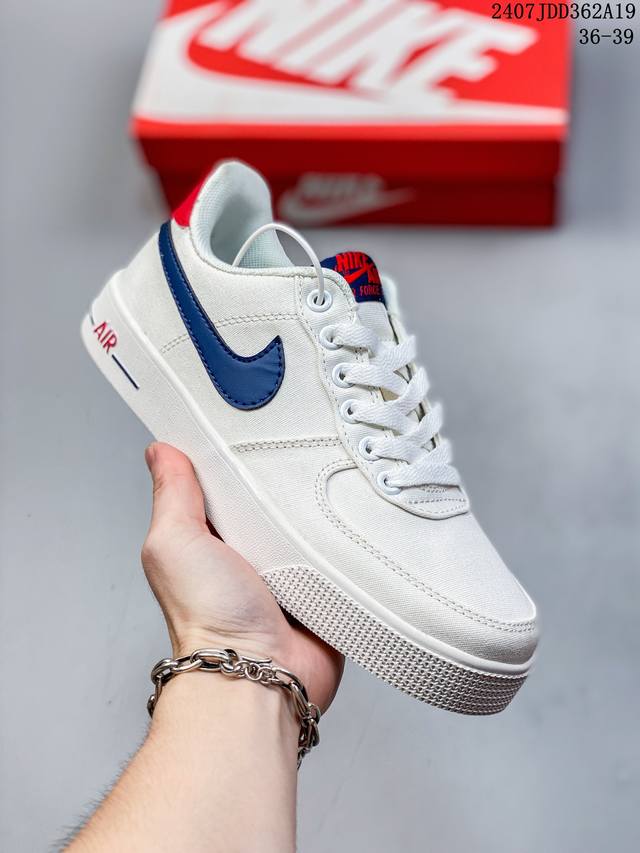 耐克 Nike Air Force 1 空军一号 简版空军 帆布内置气垫 低帮板鞋 货号：630939-003 尺码：如图所示 07Jdd362A19