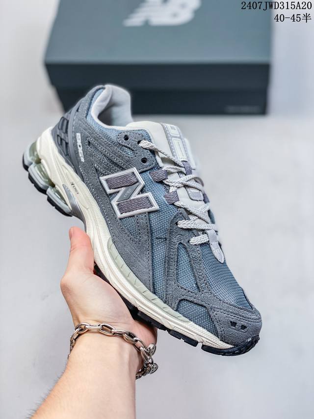 New Balance Nb 1906 此款简约大方的造型设计，给人以随性休闲的时尚格调，穿着舒适轻便，运动灵活自如，满足日常个性穿搭。 07Jwd315A20