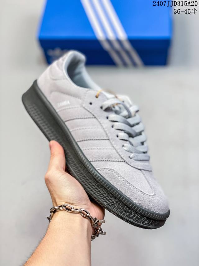 Adidas Originals Samba Vegan 桑巴舞系列复古经典轻便板鞋 此款以简约大方的造型设计 给人以随性休闲的时尚格调 穿着舒适轻便，运动灵活