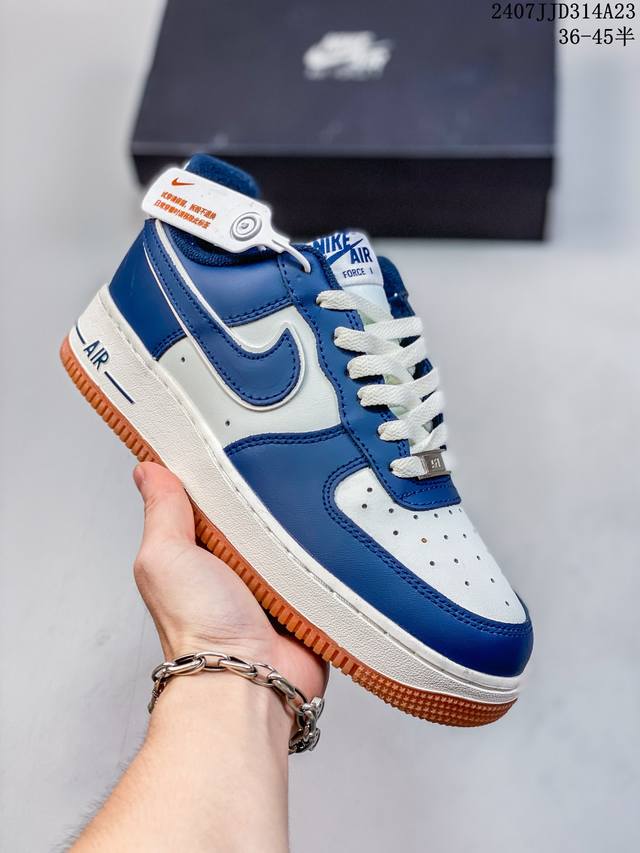 公司级带半码 耐克nike Air Force 1 Low 空军一号 Af1 低帮百搭厚底增高休闲运动板鞋。柔软、弹性十足的缓震性能和出色的中底设计，横跨复古与