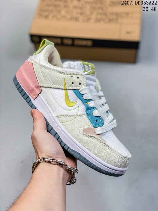 公司带半码 耐克nike Sb Dunk Low 扣篮系列复古低帮休闲运动滑板板鞋。采用脚感柔软舒适zoomair气垫，有效吸收滑板等极限运动在落地时带来的冲击