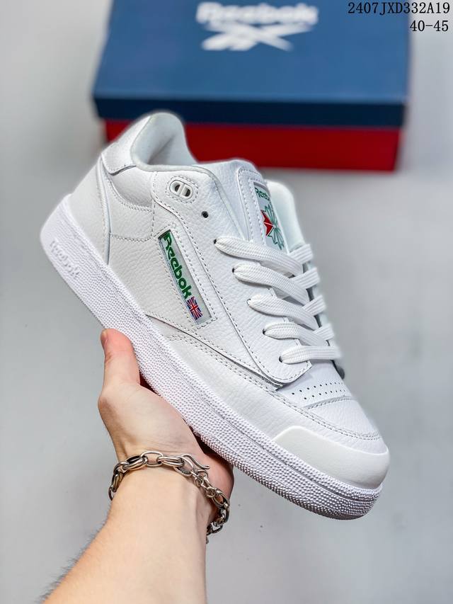 锐步reebok Club C Bulc美国代购女款户外鞋休闲鞋轻便防滑运动鞋 尺码：40-45 07Jxd332A19