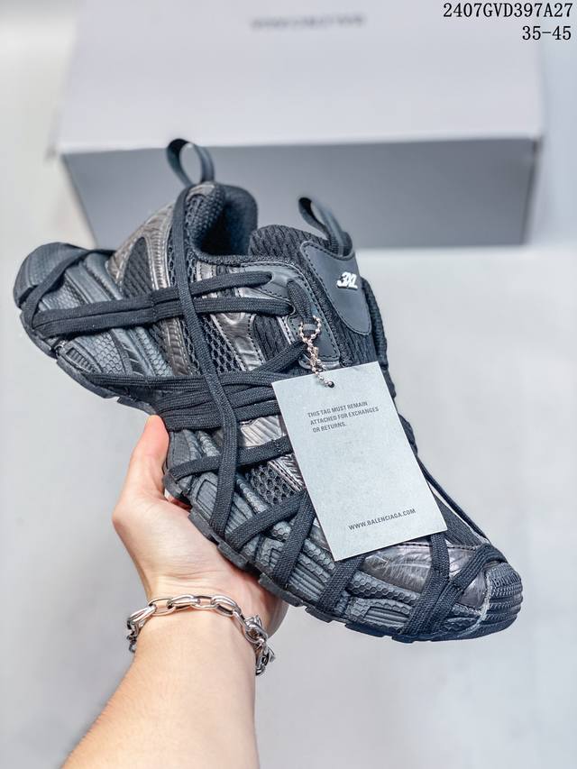 公司级balenciaga Phantom Sneaker 巴黎世家 巴黎世家全新十代潮流跑鞋 增加全新设计 在延续 Track Trainer 户外轮廓和复杂