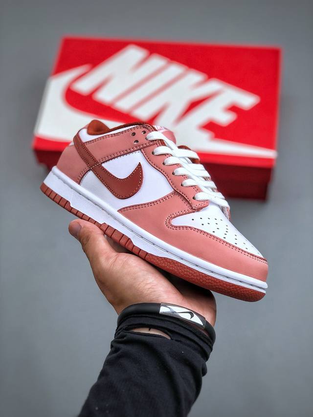 耐克nike Wmns Sb Dunk Low Red Stardust 扣篮系列低帮休闲运动滑板板鞋女鞋真标半码制#2021版更新数据窄楦版型#采用软质牛剖革