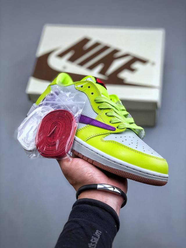 Travis Scott X Air Jordan 1 Low 倒钩联名 全鞋采用原装头层皮，用料扎实 精雕细琢 鞋型极致还原 飞翼3D打印改良 深度立体 四线