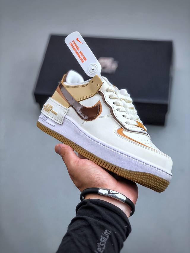 Nike Air Force 1′07 Low 空军一号低帮百搭休闲运动板鞋 Dz1847-106 柔软、弹性十足的缓震性能和出色的中底设计 横跨复古与现代的外